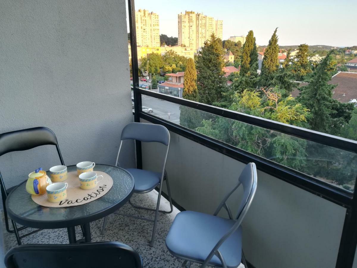 Apartman Tonika พูลา ภายนอก รูปภาพ